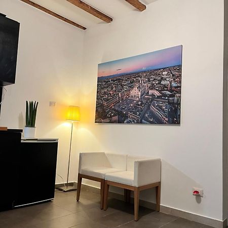Charming Ringhiera Studio Milan Extérieur photo